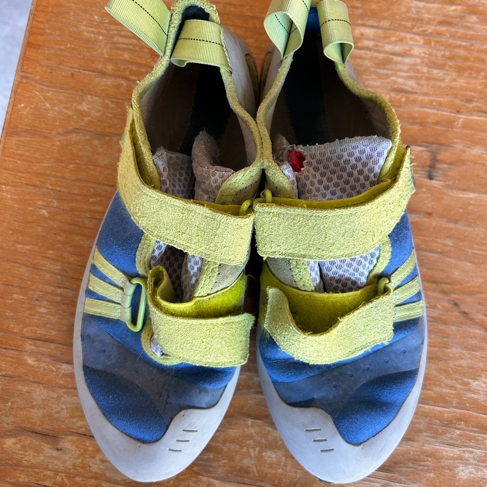 Rock climbing shoes
